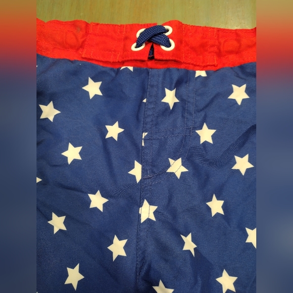 Lily and Dan boy's star spangled swim trunks, size 5, red, white and blue - Picture 3 of 4